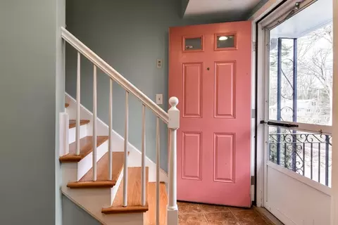 Entry Way - 2 Forest St, Dover, MA 02030 photo 1 of 2