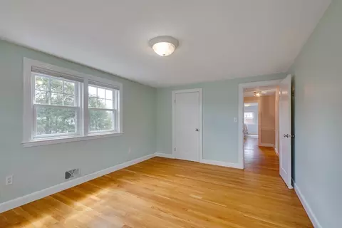 Bedroom - 20 Dunbarton Rd, Needham, MA 02492 photo 6 of 6