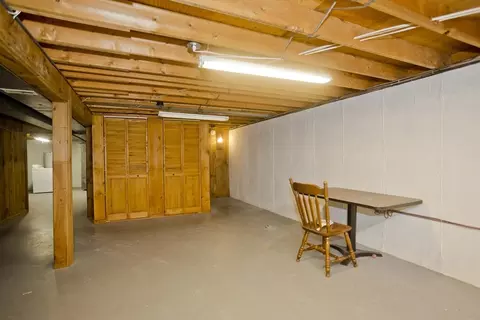 144 Deane St, Chicopee, MA 01020 photo 15