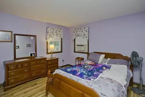 144 Deane St, Chicopee, MA 01020 photo 10