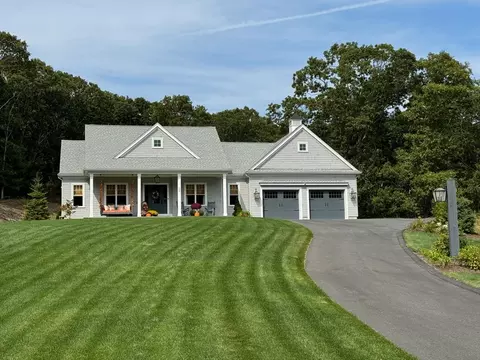 17 Shells Way, Sagamore Beach, MA 02562