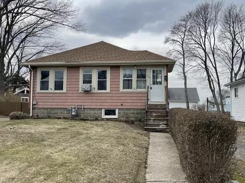 109 Wilson Ave, Weymouth, MA 02188