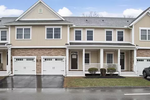 100 Baldwin Ave #7, Woburn, MA 01801