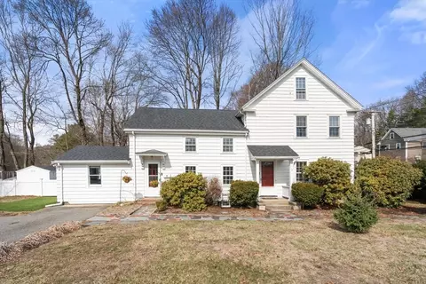 3 Bobolink Rd, Wellesley, MA 02481