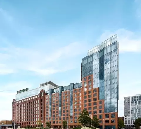 100 Lovejoy Wharf #5D, Boston, MA 02114