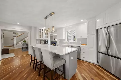 9 Fairview St, Danvers, MA 01923 photo 3