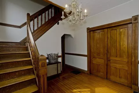 86 Princeton St, Springfield, MA 01109 photo 3