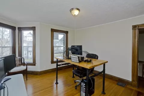 86 Princeton St, Springfield, MA 01109 photo 27