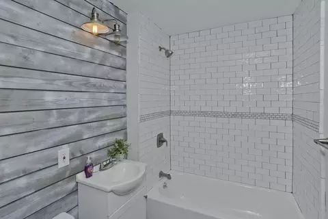 86 Princeton St, Springfield, MA 01109 photo 22