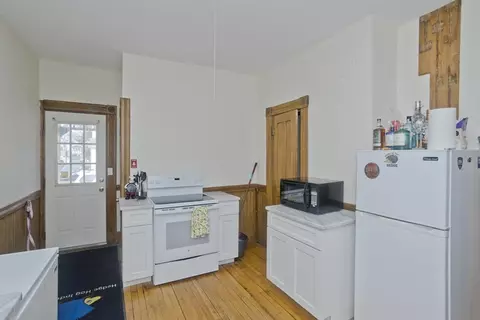 86 Princeton St, Springfield, MA 01109 photo 12