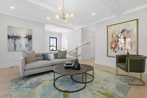 40 Maplewood #40, Boston, MA 02132