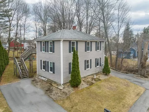 Exterior - 10 Powers St, Spencer, MA 01562 photo 3 of 6