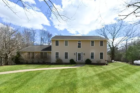 426 Stafford St, Charlton, MA 01507