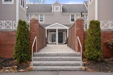 387 Neponset Streeet #E, Norwood, MA 02062