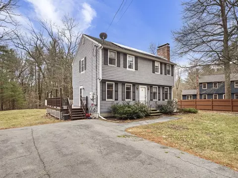 35 Red Gate Rd, Tyngsborough, MA 01879