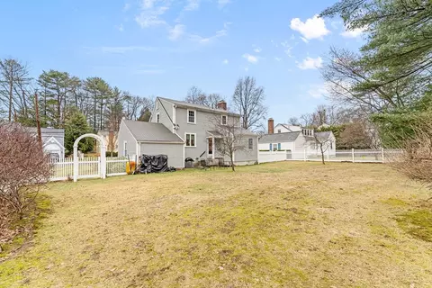 22 Lewis St, Needham, MA 02492 photo 3