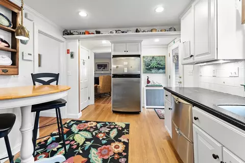 22 Lewis St, Needham, MA 02492 photo 18