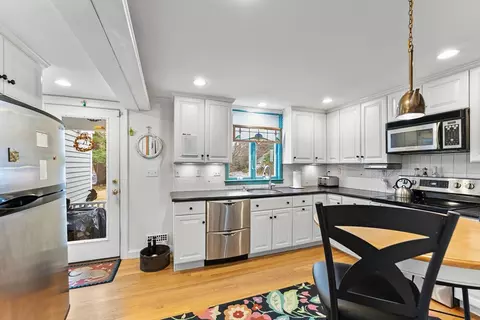 22 Lewis St, Needham, MA 02492 photo 15