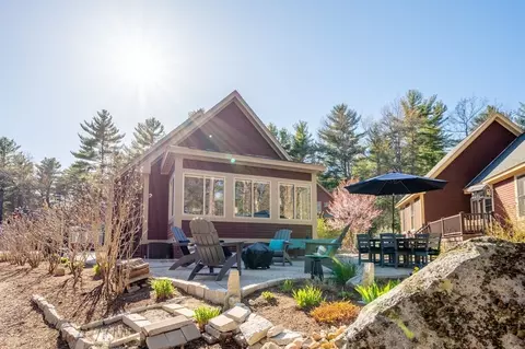 39 Whispering Pines Rd #39, Westford, MA 01886