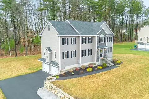53 Fieldstone Ln, Billerica, MA 01821