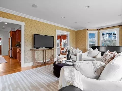 Living - 4 Middlesex St, Wellesley, MA 02482 photo 4 of 4