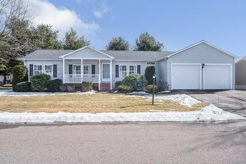 63 Brookstone Dr, Bridgewater, MA 02324