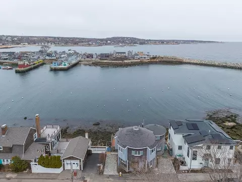 23 Atlantic Ave, Rockport, MA 01966