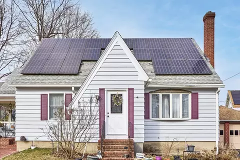 10 Mountain Ave, Fitchburg, MA 01420