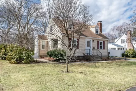 8 Draper St, Natick, MA 01760