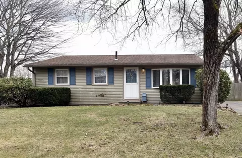 77 Josh Gray Rd, Rockland, MA 02370