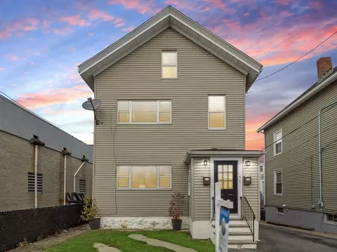 55 Webster Ave, Chelsea, MA 02150