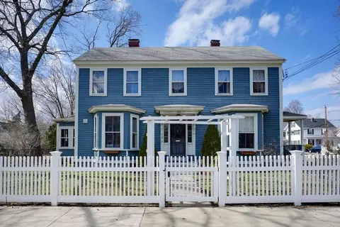 38 Park St, Medford, MA 02155