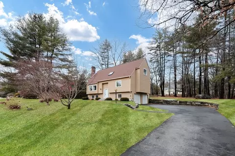 125 Nonset Path, Acton, MA 01720 photo 2