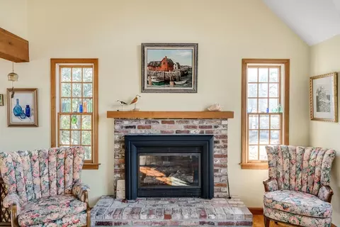Living - 19 Eldia Way, Eastham, MA 02642 photo 3 of 4