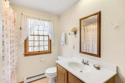 Bath - 19 Eldia Way, Eastham, MA 02642 photo 2 of 2