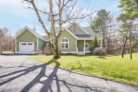 35 Grimes Ln, Littleton, MA 01460