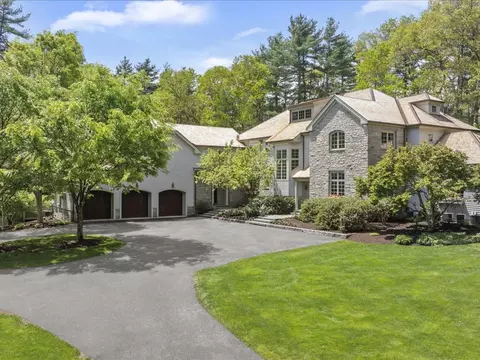 29 Philip, Medfield, MA 02052