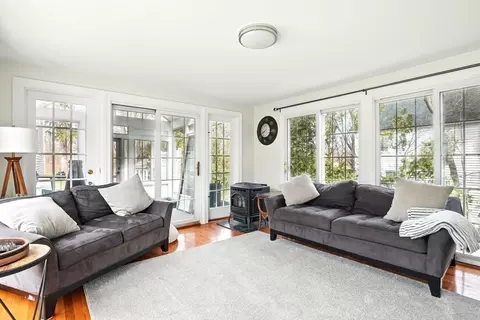 Living - 14 Bacon St, Westminster, MA 01473 photo 1 of 4