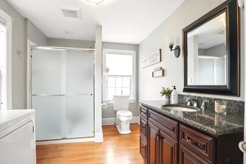 Bath - 14 Bacon St, Westminster, MA 01473 photo 1 of 3