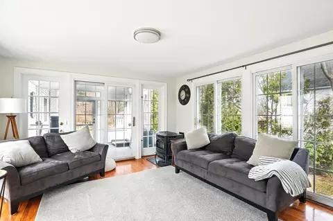 Living - 14 Bacon St, Westminster, MA 01473 photo 2 of 4