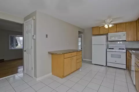 Kitchen - 75 Penncastle St, Springfield, MA 01129 photo 3 of 3
