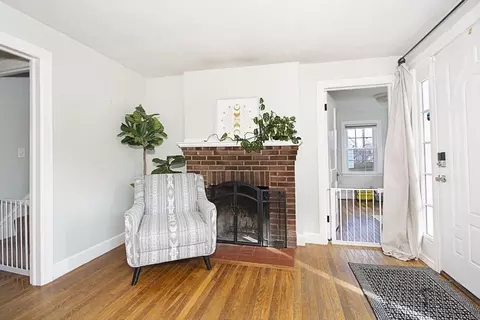 Entry Way - 28 Button St, Worcester, MA 01606 photo 2 of 3