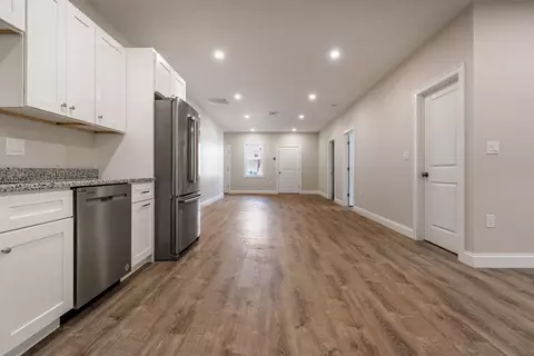 Entry Way - 146 18th St, Fall River, MA 02723 photo 1 of 8