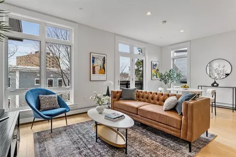 400 Washington St #PH 1, Somerville, MA 02143