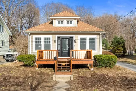 360 Mill St, Worcester, MA 01602