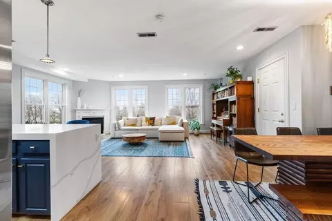 1306 Columbia Rd #4A, Boston, MA 02127