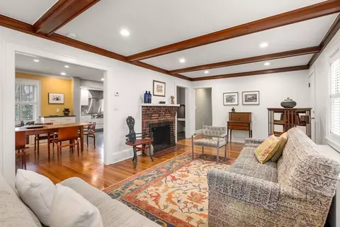 65 Atherton Rd, Brookline, MA 02446 photo 4