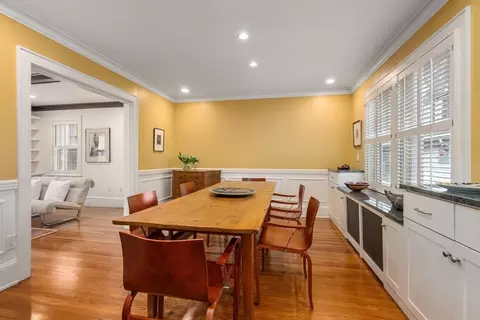65 Atherton Rd, Brookline, MA 02446 photo 5