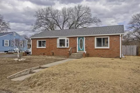 69 Bourbeau St, Chicopee, MA 01020