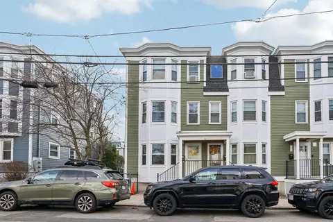 203 W 6th St #203, Boston, MA 02127